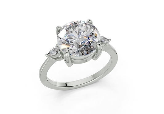 Lyanna Round Diamond Engagement Ring