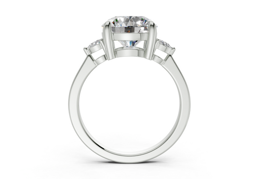 Lyanna Round Diamond Engagement Ring